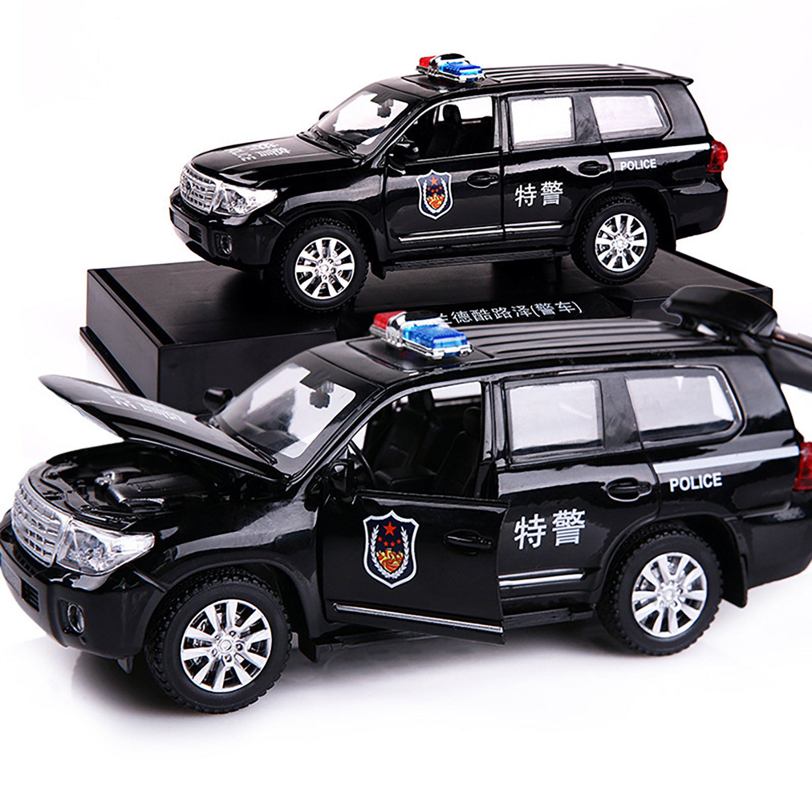 Simulation Alloy Police Car With Light Sound Openable Door Diecast Pull Back Vehicle Model With Base Birthday Xmas Gifts For Kids